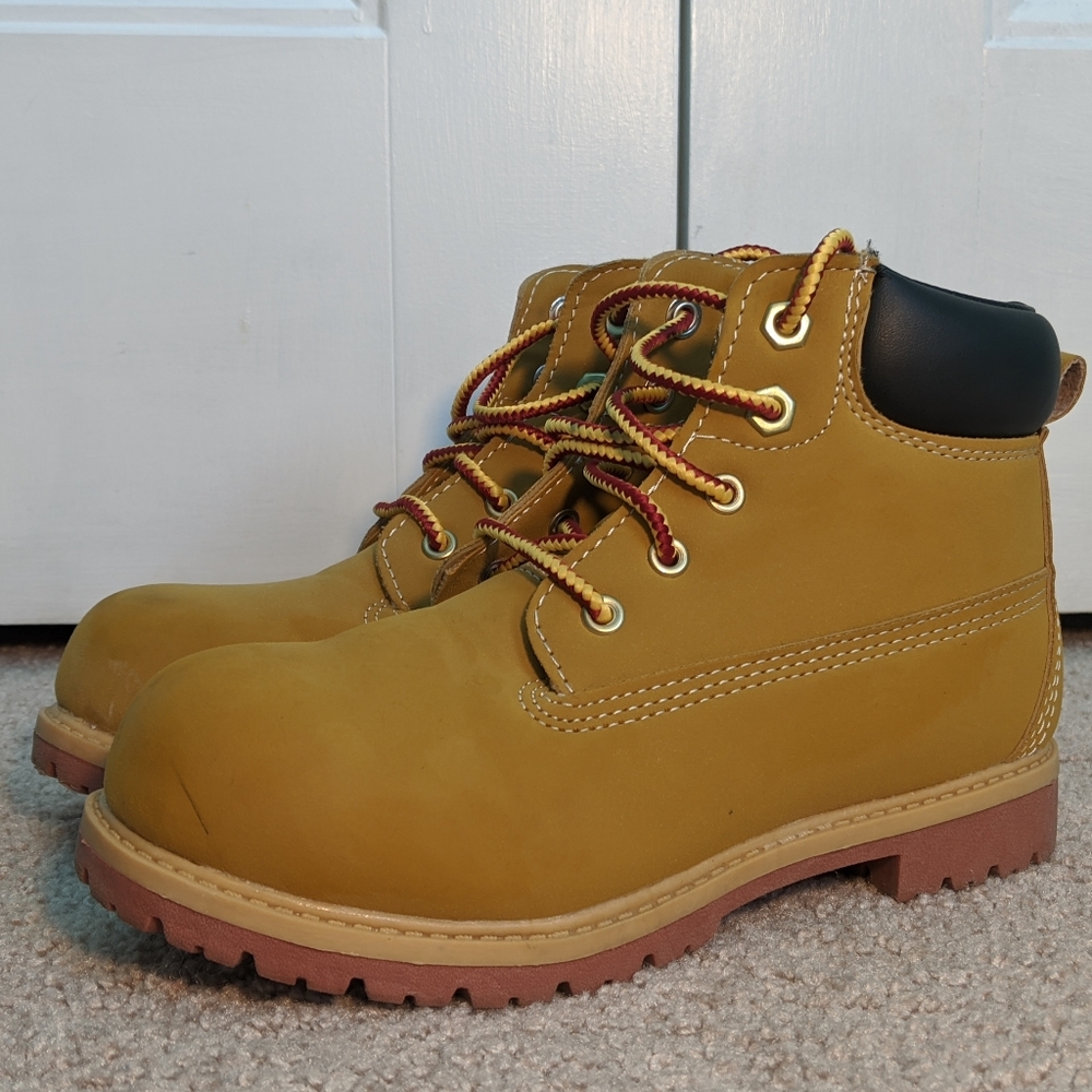 Wonder Nation Tucker Boots